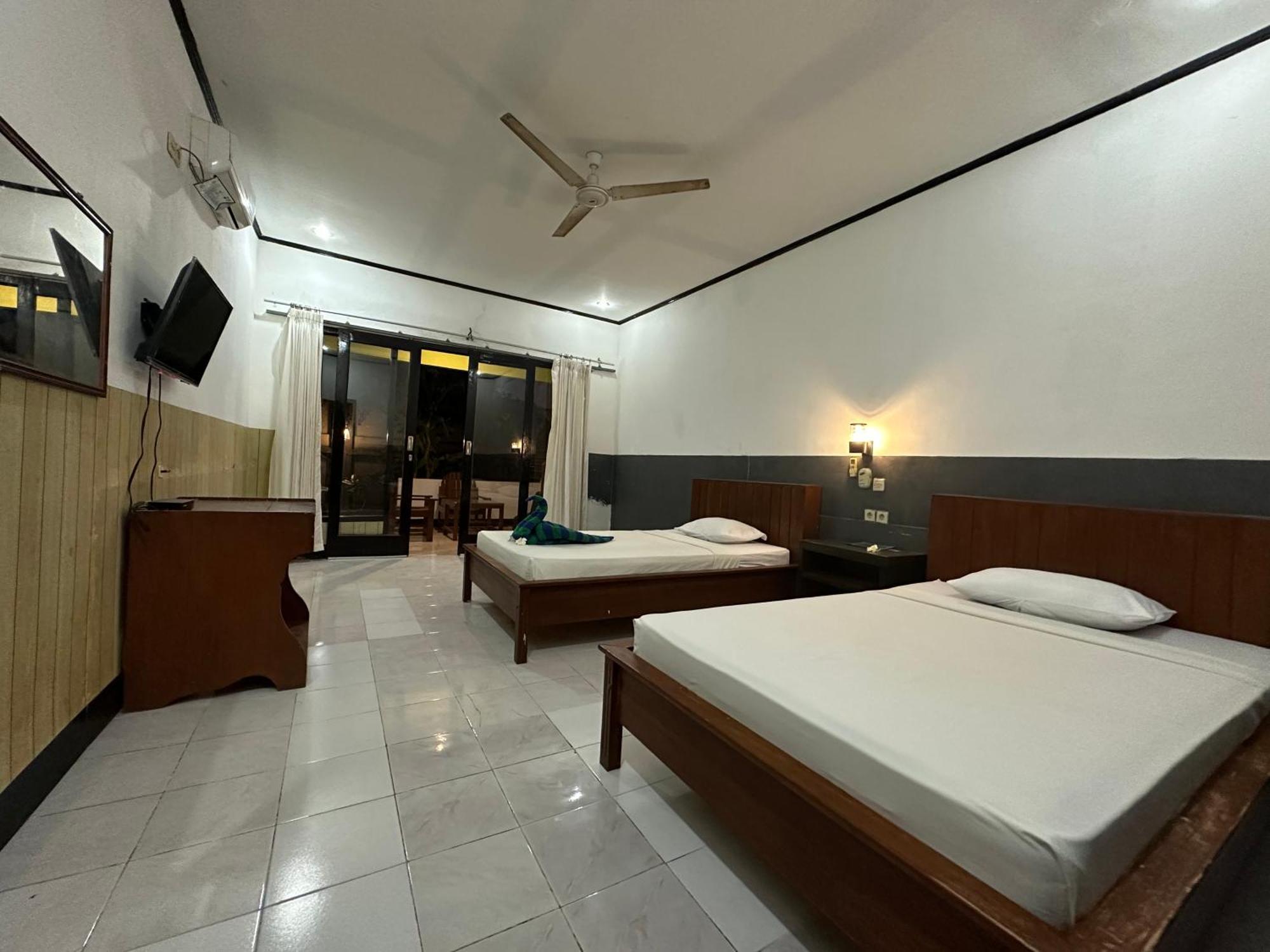 Creative Bungalow Beach Front Gili Trawangan Exterior photo